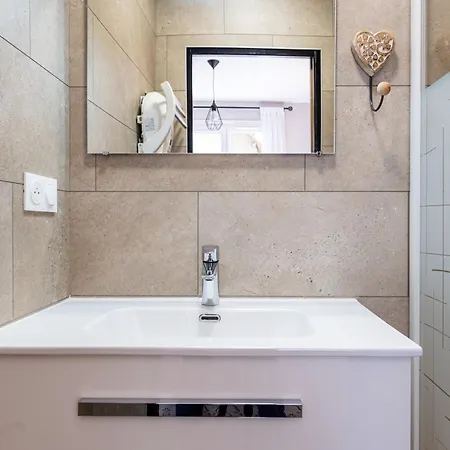 Apartment L' Edelweiss Saint-Etienne-de-Cuines