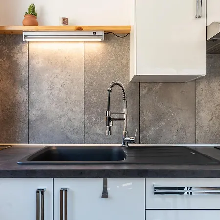 L' Edelweiss Apartment *